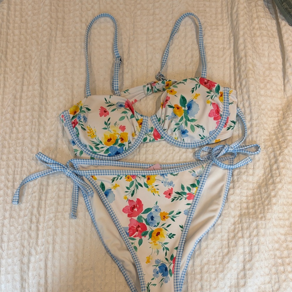 Target bathing suit set SEE DESCRIPTION FOR SIZE